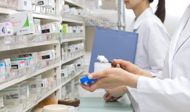 医薬容器・医薬原料の輸入販売